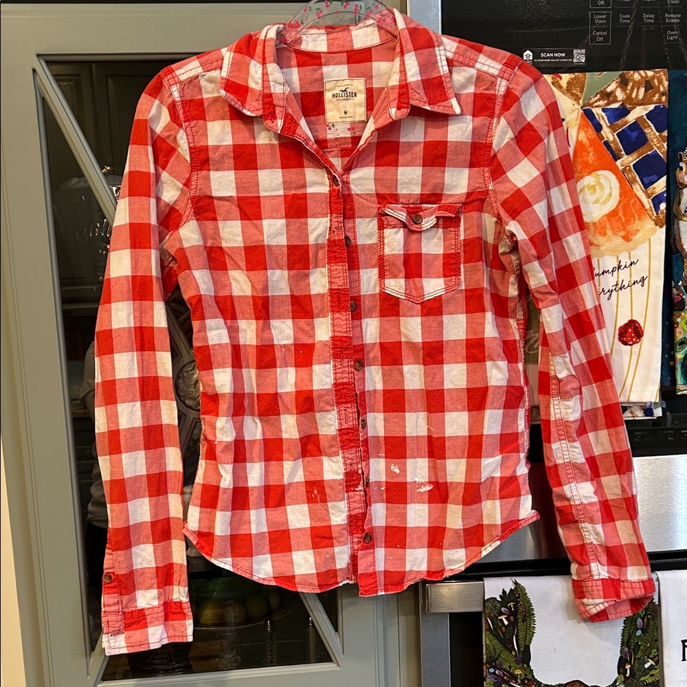 Hollister Red and White Gingam Plaid Cotton Button Up Shirt Medium